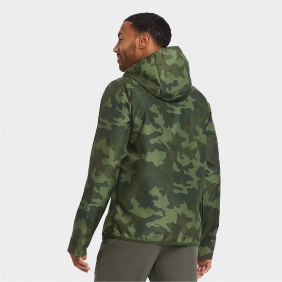 All in motion green camo windbreaker nwt - Picture 3 of 5